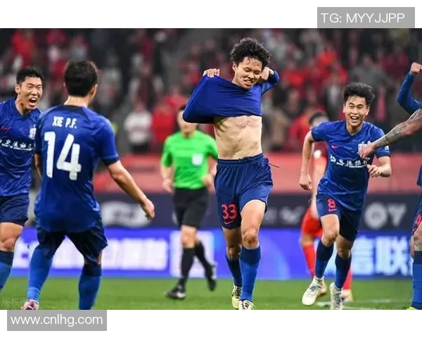 上海上港与大连一方的激烈对决解析与赛后点评