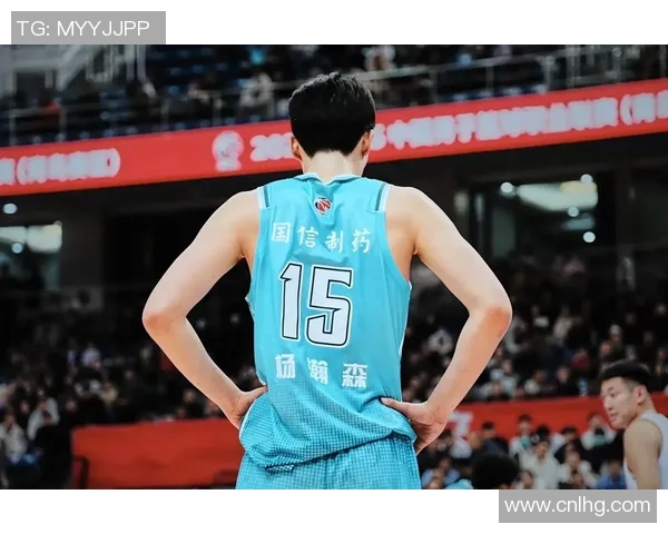 【现场】两分惜败却赢得掌声 杨瀚森21+9全面体现