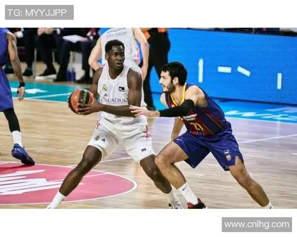 场均进场时刻只要几分钟！火箭支付重金却仅仅签下了一名铁板凳？